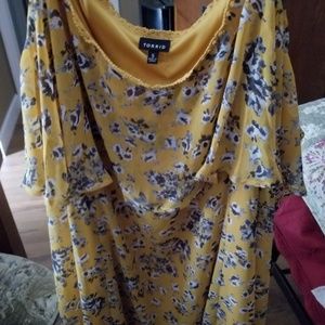 Torrid 6 blouse